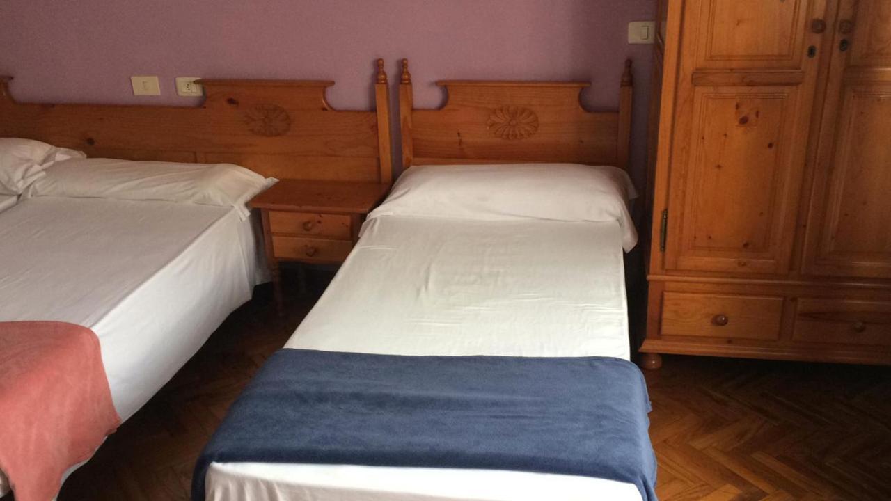 Albergue Hostal Telmo Tui Εξωτερικό φωτογραφία