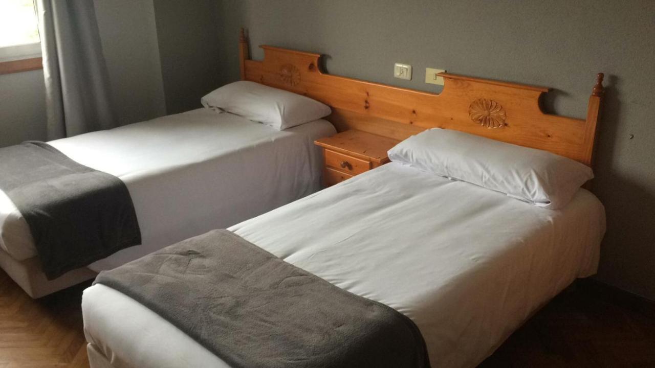 Albergue Hostal Telmo Tui Εξωτερικό φωτογραφία