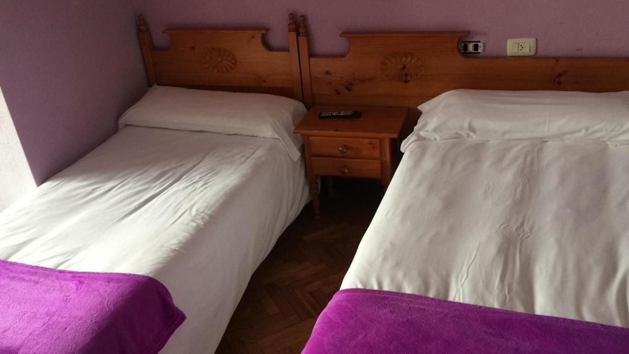 Albergue Hostal Telmo Tui Εξωτερικό φωτογραφία